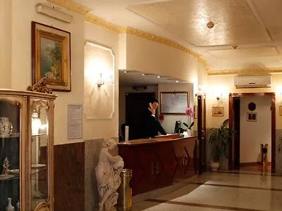 吉尼欧酒店 酒店