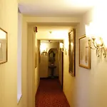 Genio Hotel 4*
