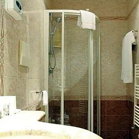 Hotel Genio 4*