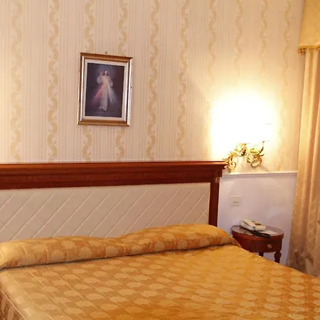 Genio Hotel Roma